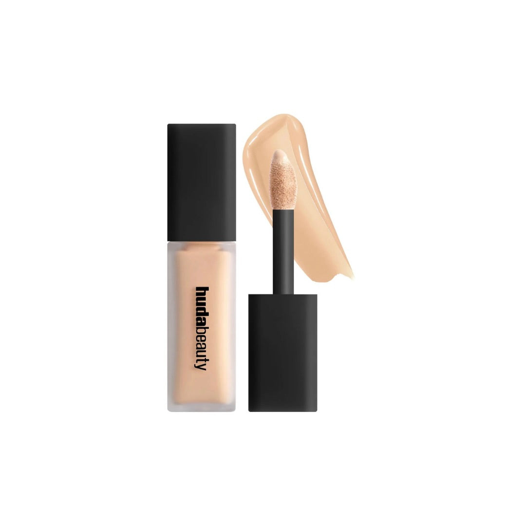 Huda Beauty - Coconut Flakes Concealer