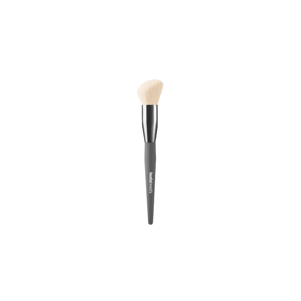 Huda Beauty - Diffusing Cheek Brush