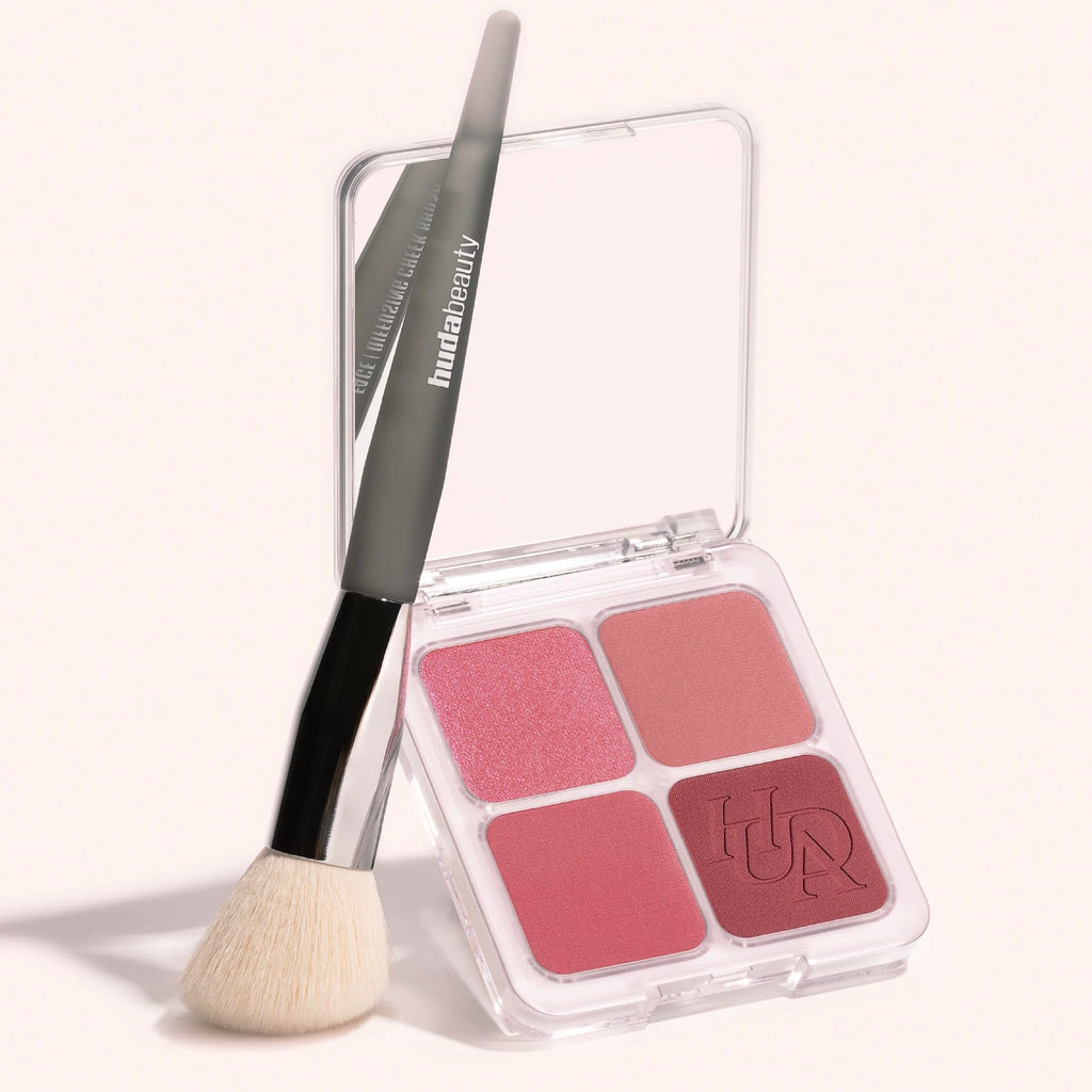 Huda Beauty - Diffusing Cheek Brush