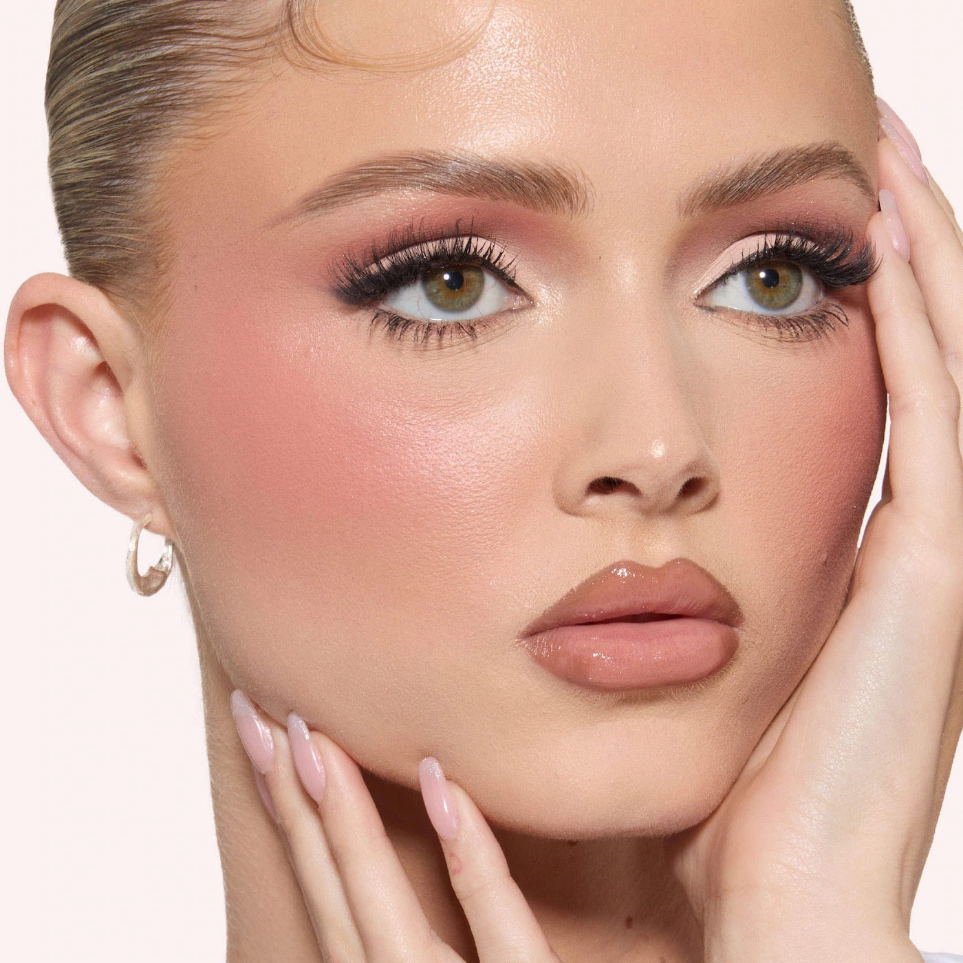 Huda Beauty - Blush Palette